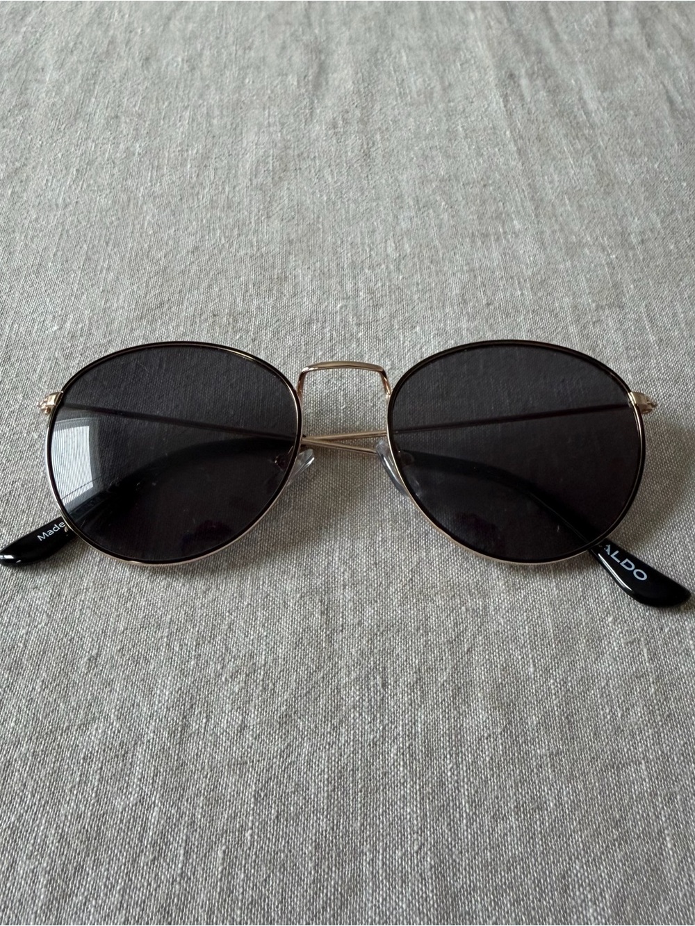 Aldo Women's Round Metal Sunglasses in Black and Gold